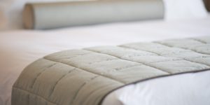 Soluções para deixar a cama mais macia e confortável no dia a dia