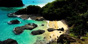 como ir de curitiba para fernando de noronha