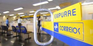 Governo Lula edita decreto para reequilibrar economias dos Correios