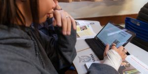 PR disponibiliza curso técnico de Inteligência Artificial para alunos da rede estadual