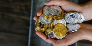 Incubadora de criptomoedas promete retornos explosivos para investidores