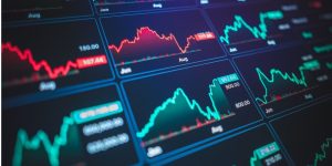 Ibovespa futuro ajusta após máxima histórica e apresenta oportunidades em swing trade