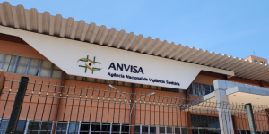 Fachada do prédio da Agência Nacional de Vigilância Sanitária (Anvisa