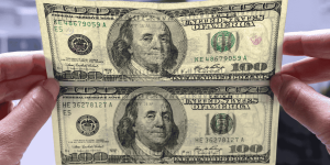 Dólar 2026 tem alta com IBC-Br acima do esperado e incertezas no Fed