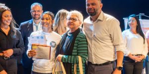 PR e TRT9 premiam finalistas do Concurso Estadual de Poesias SEED/TRT9/PCTIR de 2025