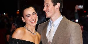 Dua Lipa surpreende no Festival de Cinema de Berlim com Callum Turner