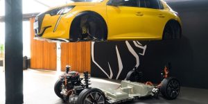 Estrutura do Peugeot e-208 • Divulgação/Peugeot