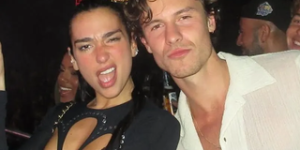 Bruna Marquezine e Shawn Mendes são flagrados em clima íntimo na cobertura da atriz