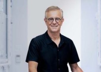 hábitos atemporais que tornam pessoas de 60 e 70 anos mais felizes que jovens tecnológicos