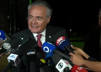 Calheiros pede depoimentos à CAE iniciando por Vorcaro