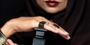 Perfume árabe para verão: fragrâncias frescas e elegantes para dias quentes