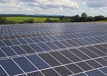 Compensação financeira para geradores de energia renovável é proposta pelo governo