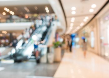 Mulher agredida em shopping por traição com marido de amiga