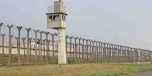 Bolsonaro recebe ordem de Moraes para ser transferido à Papudinha mesmo doente