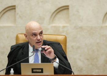 m colorida do ministro Alexandre de Moraes, do STF