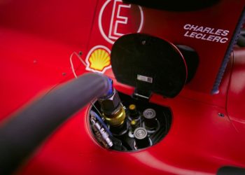 Ferrari SF-24 refuel detail