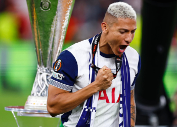 @richarlison)