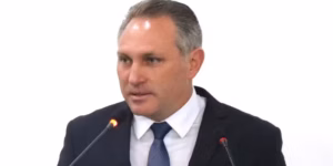 Ex-vereador preso por crimes sexuais contra alunas