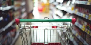 g1-supermercado-condenado-produtos-improprios