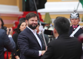 m colorido do presidente do Chile, Gabriel Boric