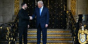 US President Donald Trump welcomes Ukranian President Volodymyr Zelensky at his Mar-a-Lago residence in Palm Beach, Florida, on December 28, 2025