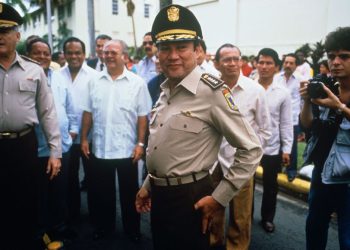 Mudança de regime em Venezuela evoca a intervenção dos EUA em Panamá