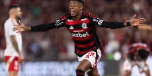 Bruno Henrique é absolvido de fraude em apostas e retoma atividades no Flamengo