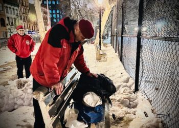 Frio extremo atinge Nova York com sensação de -25 °C