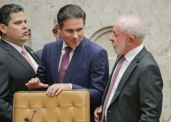 Lula e Motta adiam reunião sobre fim do 6 x 1