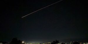 SpaceX traz tripulação da ISS em evacuação médica inédita