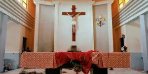 Homem invade igreja armado e fere fiel em SP