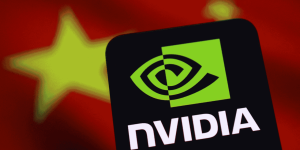 Ilustração com o logotipo da Nvidia e a bandeira chinesa feita em 27 de agosto de 2025. REUTERSDado Ruvic