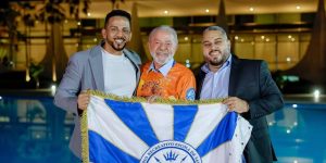 Lula deve marcar presença no desfile de carnaval na Sapucaí