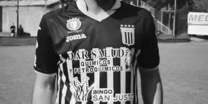 Jogador de futebol é morto com golpe de garrafa de vidro e irmão é o principal suspeito