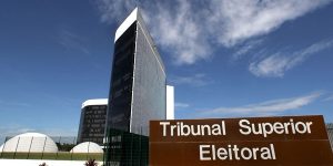 TSE discute endurecer regras contra uso de IA nas eleições de 2026
