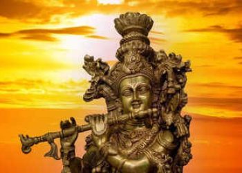 Frase da Bhagavad Gita destaca a lua entre os nakshatras