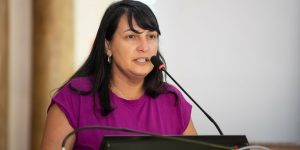 Comissão avalia cassação da vereadora Professora Angela após polêmica