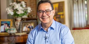 Foto: 1 de 2 Augusto Cury foi anunciado como pré-candidato pelo Avente à Presidê