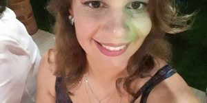 Trajetória da professora morta a facadas por aluno em faculdade