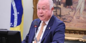 Foto: 1 de 1 Deputado federal Paulo Azi (União-BA), relator das PECs que preveem
