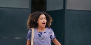 Joélly entra em pânico ao ver Raul sendo sequestrado  • Reprodução/Globoplay