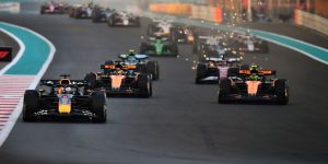 Lando Norris, McLaren, Oscar Piastri, McLaren, Max Verstappen, Red Bull Racing