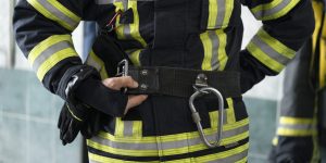 Uniformes Profissionais em Curitiba com Personalização para Sua Empresa