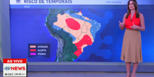 Paula Nobre mostra o mapa com o risco de temporais no Brasil