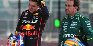 Max Verstappen, Red Bull Racing, Fernando Alonso, Aston Martin Racing