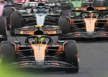 Lando Norris, McLaren, 2025 Sao Paulo Grand Prix.