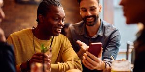 Apostas esportivas x Investimentos: O que realmente faz seu dinheiro crescer