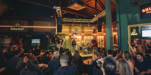 musica ao vivo no Sheridans - foto Iscomxis