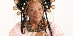 Neusa Borges volta ao teatro em encenação da Paixão de Cristo no Piauí