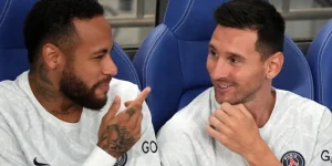 s Neymar e Lionel Messi foram companheiros no Paris Saint-Germain entre 2021 e 2023